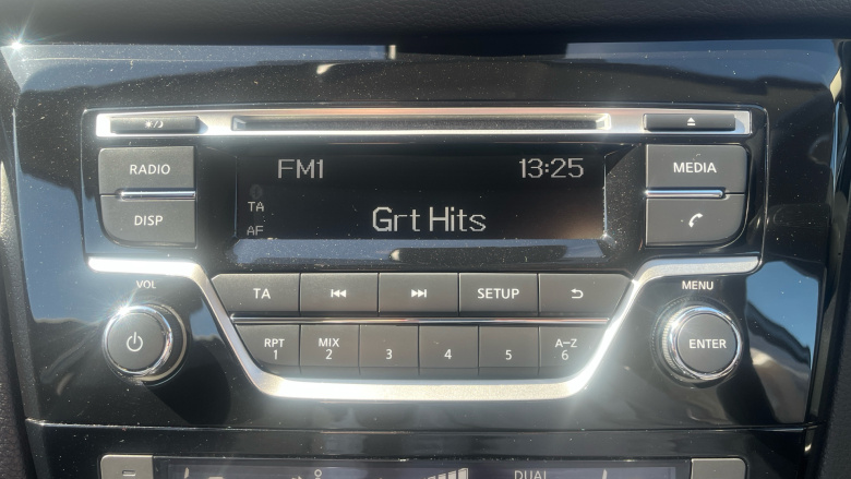 Nissan Qashqai 1.5 dCi Acenta [Smart Vision Pack] 5dr Diesel Hatchback